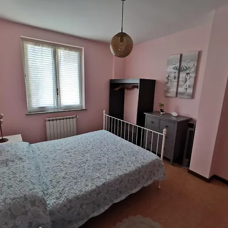 Near Monastero And Castello Di Vezio Апартаменты *