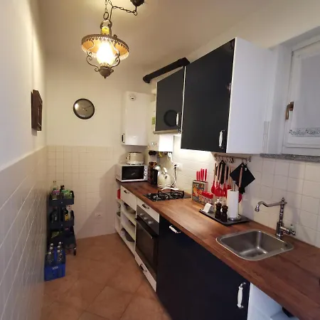 Near Monastero And Castello Di Vezio Апартаменты