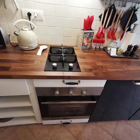 Near Monastero And Castello Di Vezio Διαμέρισμα Βαρένα