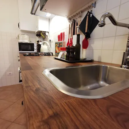 Near Monastero And Castello Di Vezio Διαμέρισμα Βαρένα