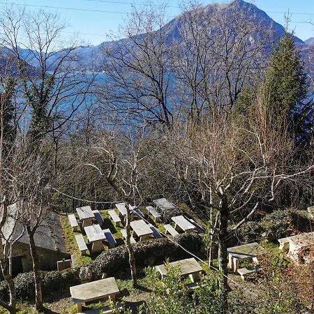 Near Monastero And Castello Di Vezio 公寓